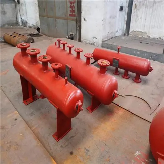 淇滨分集水器安装高度